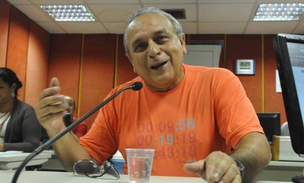 Ex-diretor da Petrobras diz que repassou propina para ex-presidente do PSDB. glo.bo/1vBJB6o