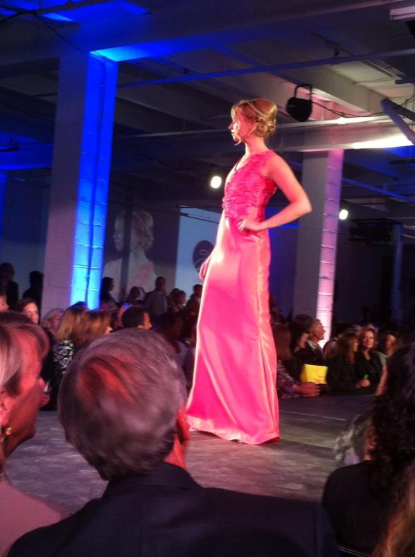 HerRochester's tweet photo. One of the many evening dresses designed by Josean Vargas. All the dresses were stunning. #herroc http://t.co/uqaqVzxHkj