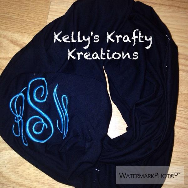 KellyButler7127's tweet photo. Work!! #scarf #infinity #personalizeshirts #applique #embroidery #owl #pumpkin #fall #Fabric #reindeer #handmade http://t.co/jl9ylSIo3k