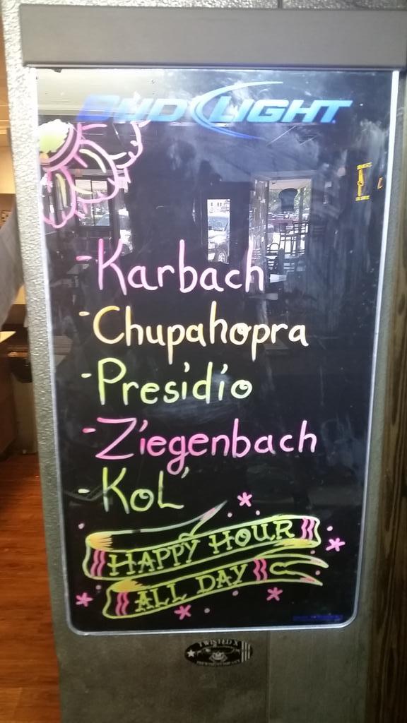 Valentino's Pizza (@valentinossmtx) on Twitter photo 