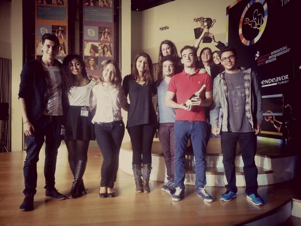 canandoslu's tweet photo. We are the champions 👏👍👑 #girvak #fellow40 @girvak @GITR_GEW http://t.co/CxxPajyqAh