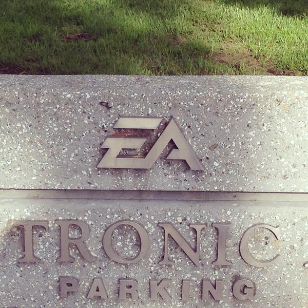 mainstream7's tweet photo. Fun day today with the good people at EA. #California #games #videogames #fun #joy #legacy #inspire http://t.co/RaFeAuahE3