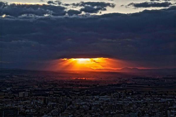 LetesAranda's tweet photo. TE QUIERO GRANADA http://t.co/6odxZmbDZR