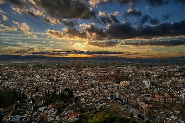 LetesAranda's tweet photo. TE QUIERO GRANADA http://t.co/6odxZmbDZR
