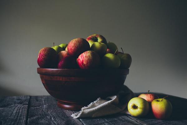 Food52's tweet photo. "Putting a bold pattern in a food photo is almost an insult to yourself." cc @Squarespace http://t.co/Dcd0aYcLoA http://t.co/C4sC7Xa1rT