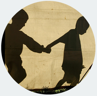 #4kids ¿Sabías que a diario son  registrados 25 casos de abuso sexual en niños y adolescentes? goo.gl/XyHm0l