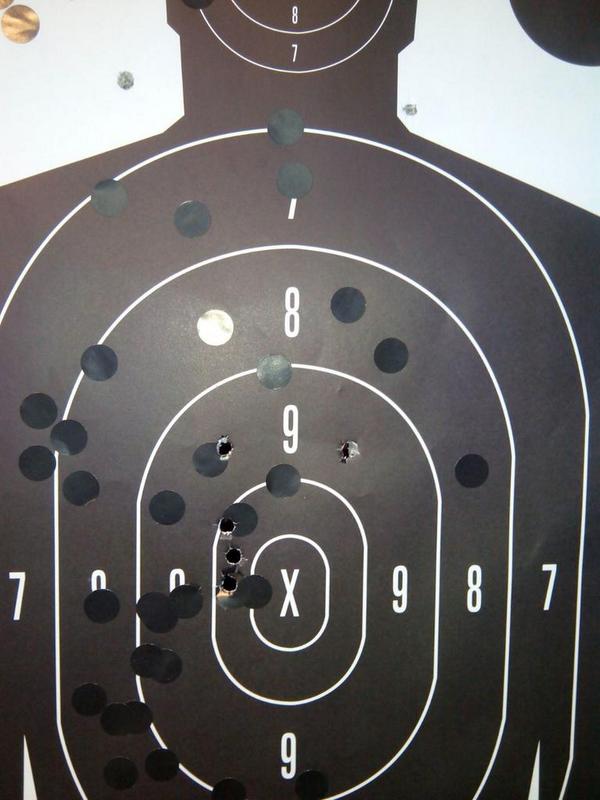 david_morritos's tweet photo. Buen dia de olor  a polvora 🎆🔫 #experienciainolvidable #Madrid http://t.co/I4WfkG6ivs