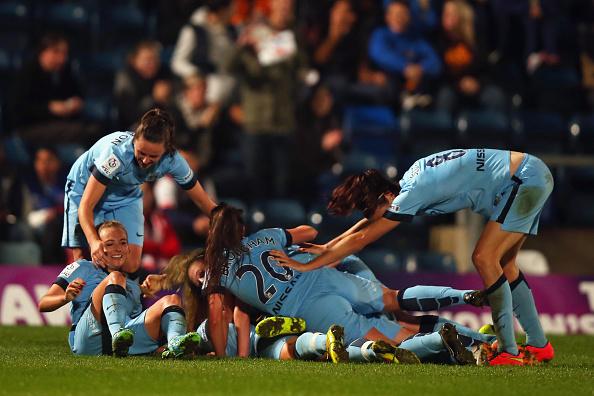 BarclaysWSL's tweet photo. We hope you've all enjoyed the match tonight.
As new comers to the #FAWSL1 @MCWFC walk away as #ContiCup Champions http://t.co/Tj1H1D4u1s