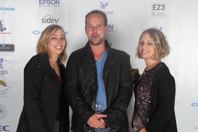 Embedded image permalink