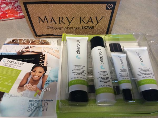My #ClearProof vox box is here! Can't wait to try it out! <a href="/Influenster/">Influenster</a> <a href="/MaryKay/">Mary Kay</a> #igotitfree
