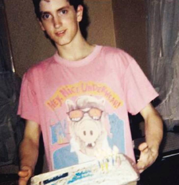 Best Rapper in da world!. Happy birthday White Rabbit.. 

Do um günün kutlu olsun Eminem! 