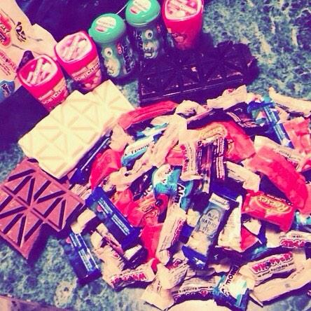 qetta15's tweet photo. 🍫🍫🍫🙈😍 http://t.co/eL1PKd5Nb6