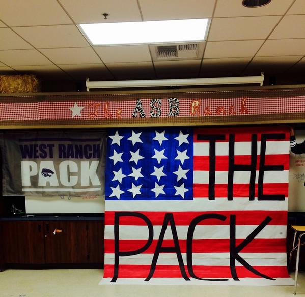 claudmialee's tweet photo. EVERYONE BETTER BE DECKED OUT IN RED WHITE AND BLUE AT THE GAME TOMORROW NIGHT😼🇺🇸💙💛 #ItsACatsThing @wrhs_pack http://t.co/kKT3Me3VOL