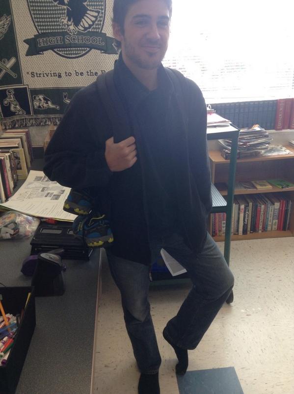 trevorshannon12's tweet photo. Why wear shoes on your feet when you can have hang them on your backpack?!?! #HePosedForMe #Legend http://t.co/8sjKalUr7i