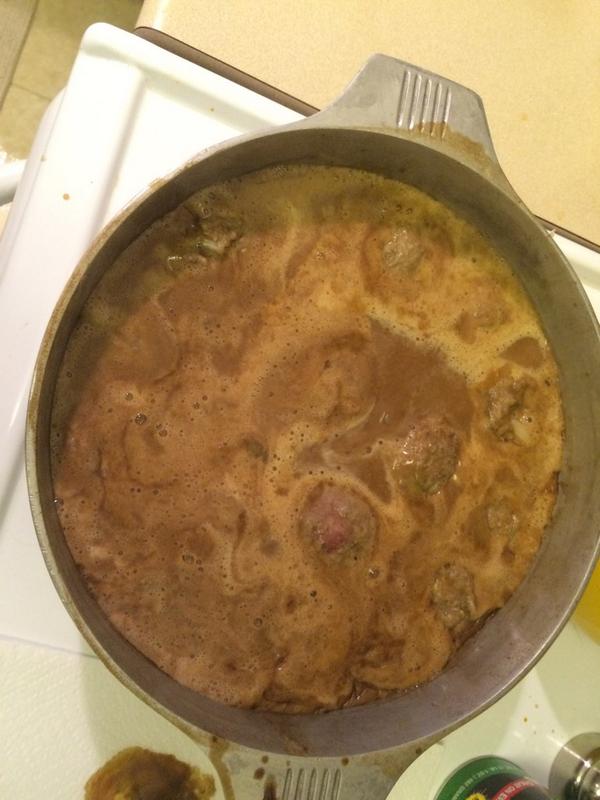 HeyItsMeHobie's tweet photo. Crawfish étouffée yesterday, meatball stew today. Not a bad way to spend my days off! #CookingProjects #TasteOfHome http://t.co/Bgvrtz4IG1