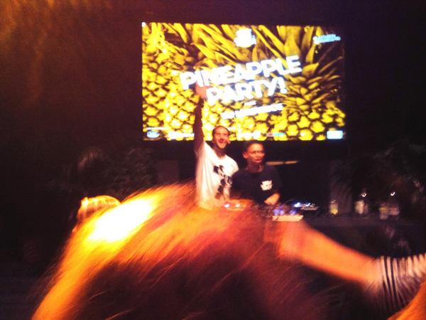 WorldFoodDayNL's tweet image. Pineapple party to top it off! #WorldFoodDay #EATTHIS14