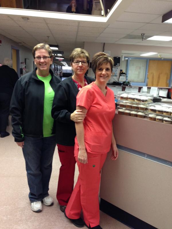 InnovationCU's tweet photo. Doing major donut and cupcake drop-offs in Wilkie! #cusonlocation http://t.co/uJXJZ3MpKd