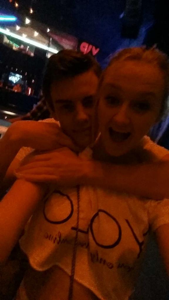 PattiSolawaa's tweet photo. @bcmmallorca my bcmselfie 😈 http://t.co/OchqqhJpJg