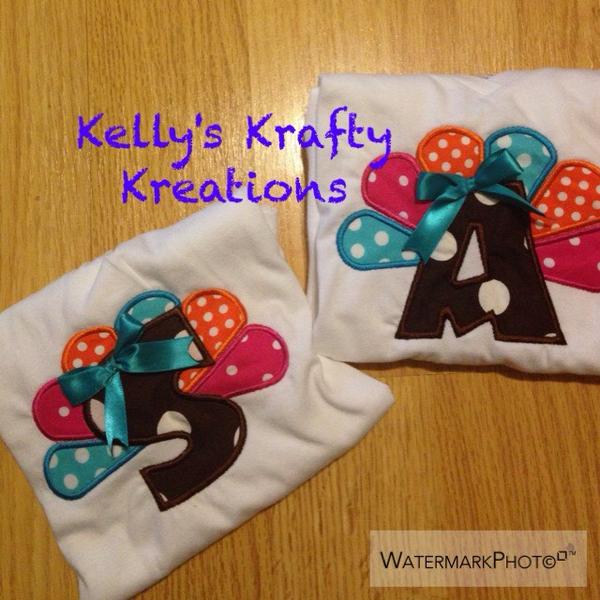 KellyButler7127's tweet photo. More thanksgiving shirts #Thanksgiving #shirts #tshirt #turkey #girls #Clothing #polkadots #letters #embroidery http://t.co/Q9HXA9fYfS