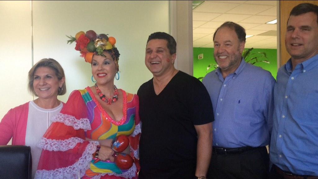 Embedded image permalink