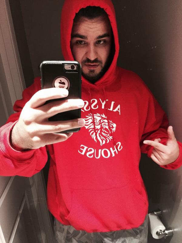 DonBPablo's tweet photo. Finally got a hoodie..So comfy I could curl up with the hood on and go right to sleep. π€ #Shouslayer ItsAlyssaShouse http://t.co/RyADZFwxuW