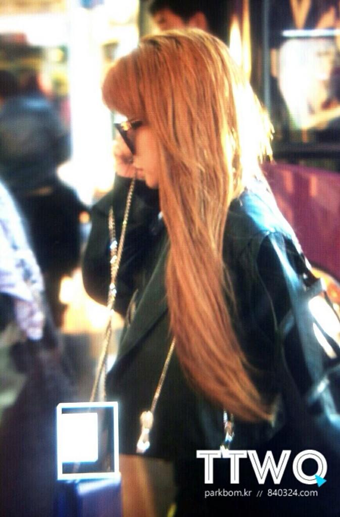 B0GqybaCUAEF_3B.jpg:large