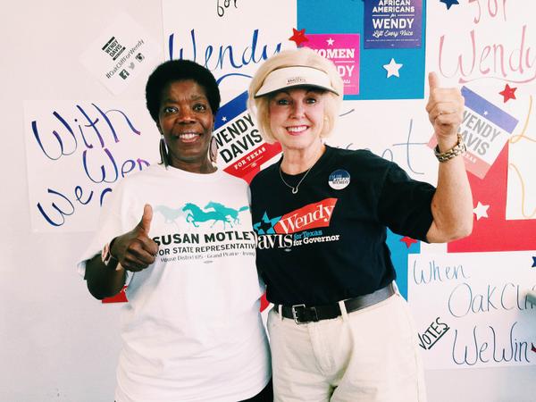 BGTX's tweet photo. Sharon and Sharon make an amazing team for @WendyDavisTexas and @VoteMotley! 4 days 'til voters hit the polls... http://t.co/snv6eSYRJK