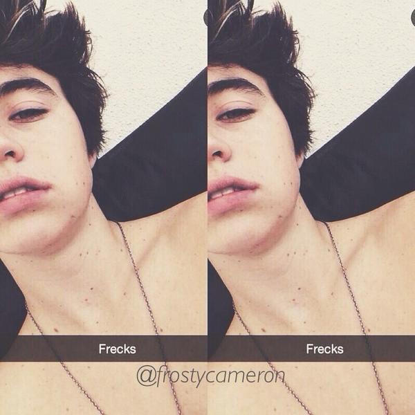 frostycameron's tweet photo. oKAY I'M OFFICIALLY DONE WITH NASH IM http://t.co/m2YcuDLizV