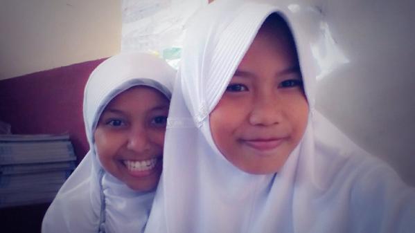 AnggiSiMilikiti's tweet photo. Sama Sabda.. http://t.co/GdLyTzAotX