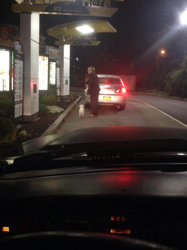 GarrettTaylorr's tweet photo. LMAO SO IM IN LINE AT MCDONALDS AND http://t.co/egTfYt85fe