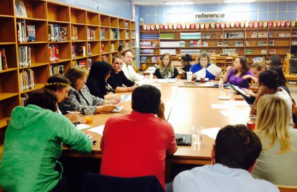 mnps_PCfamilies's tweet photo. Overton Cluster PAC discussing transitions to middle and high school. Great engagement tonight! #PAC2014 http://t.co/Hj49to9Hpw