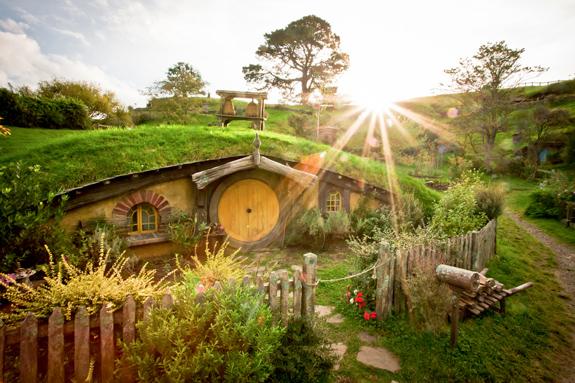 EverydayWow's tweet photo. Hobbit Town, New Zealand http://t.co/TgU2cRQLyz