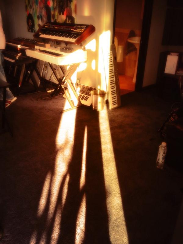 ChaseJohnsonLA's tweet photo. keep it real unicorn // #studioshadows http://t.co/au12XBvLiY