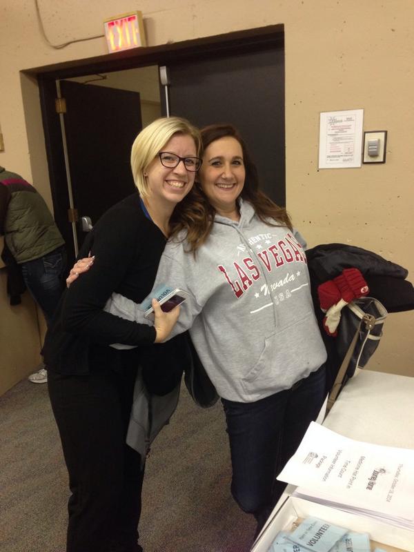 NatashaCarvalh5's tweet photo. Great to have @TaraLWill and @celinasymm helping at #medhatcount #ABCount http://t.co/qCTrv1ZX8W