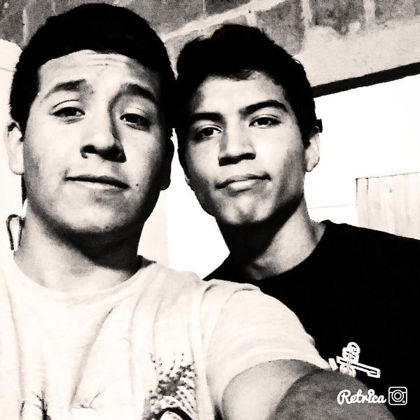 FacuuAmpuero's tweet photo. #ForAllTheBitches @seba_bogarin http://t.co/Riwk9HmAhi