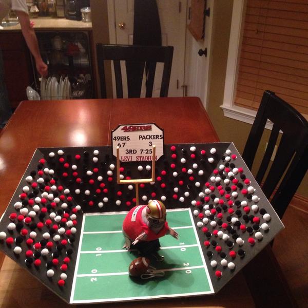 Ryan_Hooper4's tweet photo. Molin Kaepernick #ChemProject @Kaepernick7 http://t.co/MRigvtf9uh