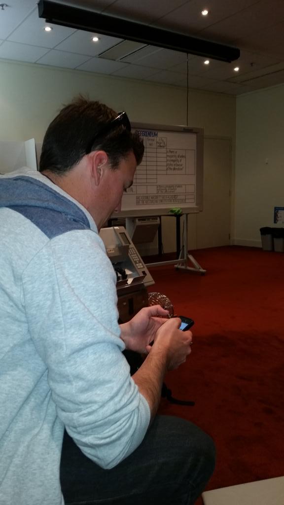 SJSyr62014's tweet photo. Tweeting madly in AEC #s3can2014 http://t.co/hqAg5vM7dq