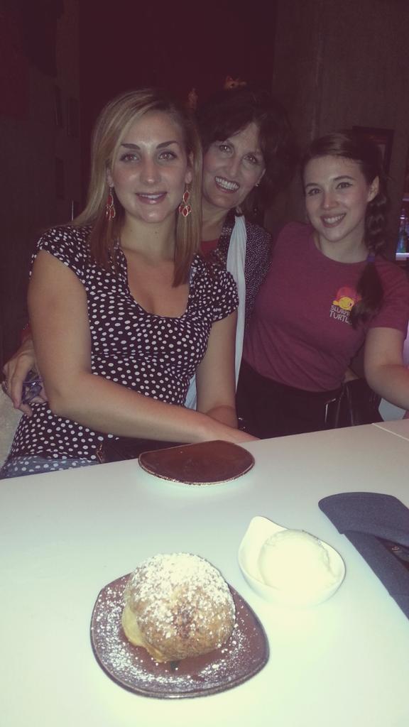 LynnCatWalters's tweet image. @ChefTakashi Amaaazing! #SlurpingTurtle Congrats Friend