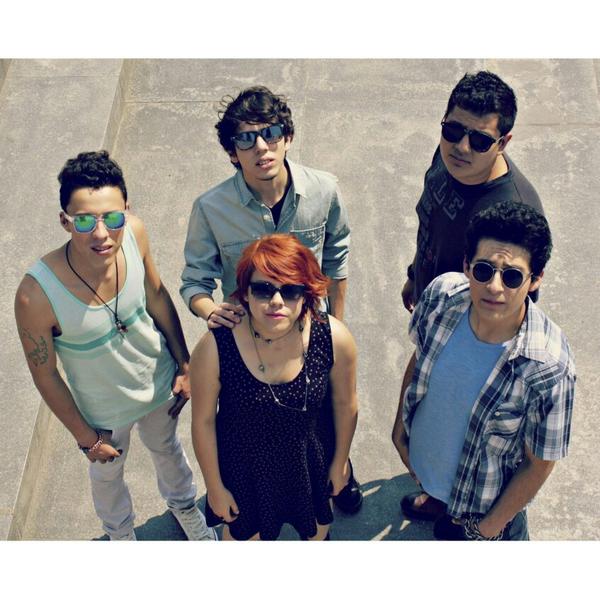 mozes_band's tweet photo. THIS TIME :)
https://t.co/Tb8phH3ZPx http://t.co/rrp89Ie1lx