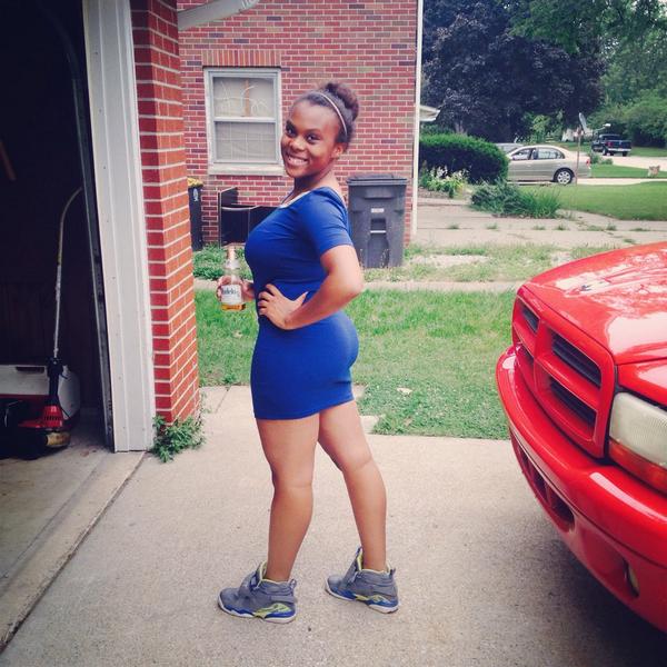 La_Skyee's tweet photo. “@BillyInked: Ladies Quote This With A pic of that Booty poking😏😍😜😜😝😘🎂” http://t.co/NsZ8fRV00x