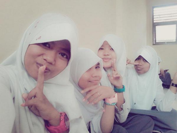 RefkaIgaa22's tweet photo. @ayu_dwi28 ini Rira♥ http://t.co/wDoGqs3Mjq