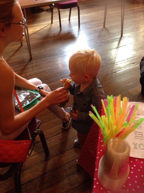 Derox Juices tweet media