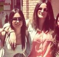 LidiaValla's tweet photo. Hui toca felicitar a la meua xica :)) @SaraLafont Disfruta moltissim del dia i sobretot dels 18 #TeVullMolt ♥♥ http://t.co/IsYlwIlpjO