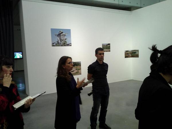 jphuercanos's tweet photo. Marta Dahó e @ignasi_lopez presentan el proyecto @agroperiferics en el @centrohuarte con transigrafías específicas http://t.co/BQQCi64g84