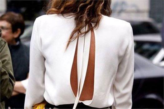 mariabacodimou's tweet photo. Αναδείξτε τα εξώπλατα 
http://t.co/29Bh1ni6DS
#marymarystyle #foremata #styletips http://t.co/1YTJzgSD0y