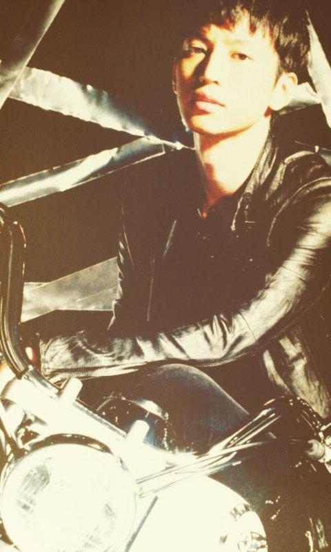 hachitdys's tweet photo. そろそろ人肌恋しい時期ですね。俺の背中温めてくれる人はどこにいてはるんかなー？つって
Me:左/大切無/星
気になったらお迎えに行きますよ
#拡散希望
#RTしたnrさんbotさんフォローする
#nrさんbotさんの友達増やしたい http://t.co/br8tojuHru