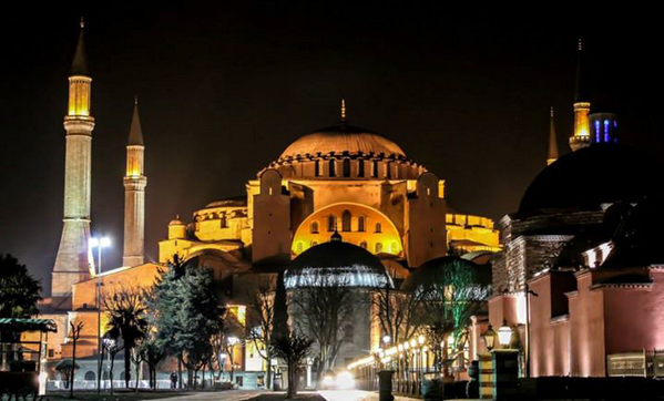 World's Beautiful Mosques Series : Hagia Sophia, Istanbul, Turkey... #LuvArch  #guiddoo goo.gl/UogLKq