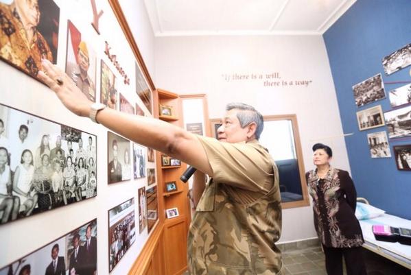 SBYudhoyono's tweet photo. Paviliun 5 adalah museum yang menunjukan bagaimana taruna dididik &amp; dikembangkan untuk menjadi pemimpin bangsa. http://t.co/7u5WlbcOIE