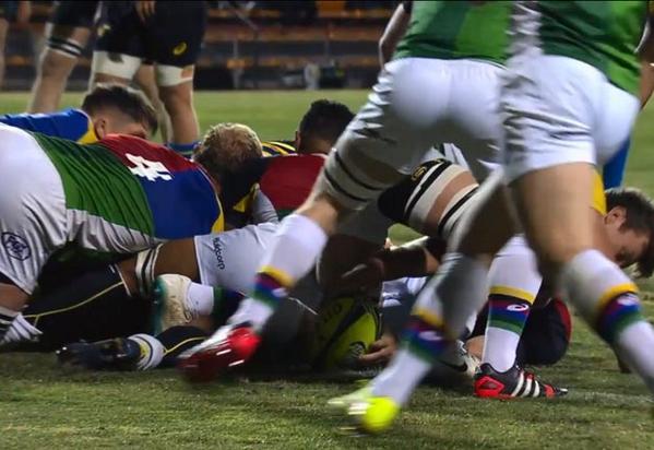 Rugby's first ever own try? TMO makes a shocking decision, that leaves the players baffled. sport24.co.za/Multimedia/Rug…