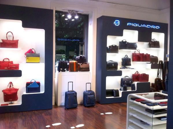 ScaliaGroup's tweet photo. #Piquadro nel punto vendita Scalia Bags di Via Libertà (PA).Da questo #weekend un motivo in più per fare #shopping http://t.co/HUcT3w7G6z
